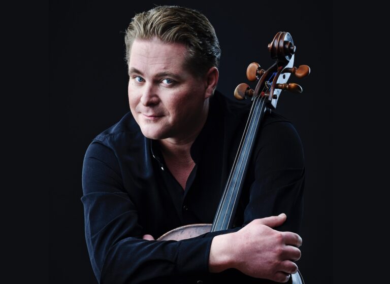 Jan-Erik Gustafsson sivut avattu